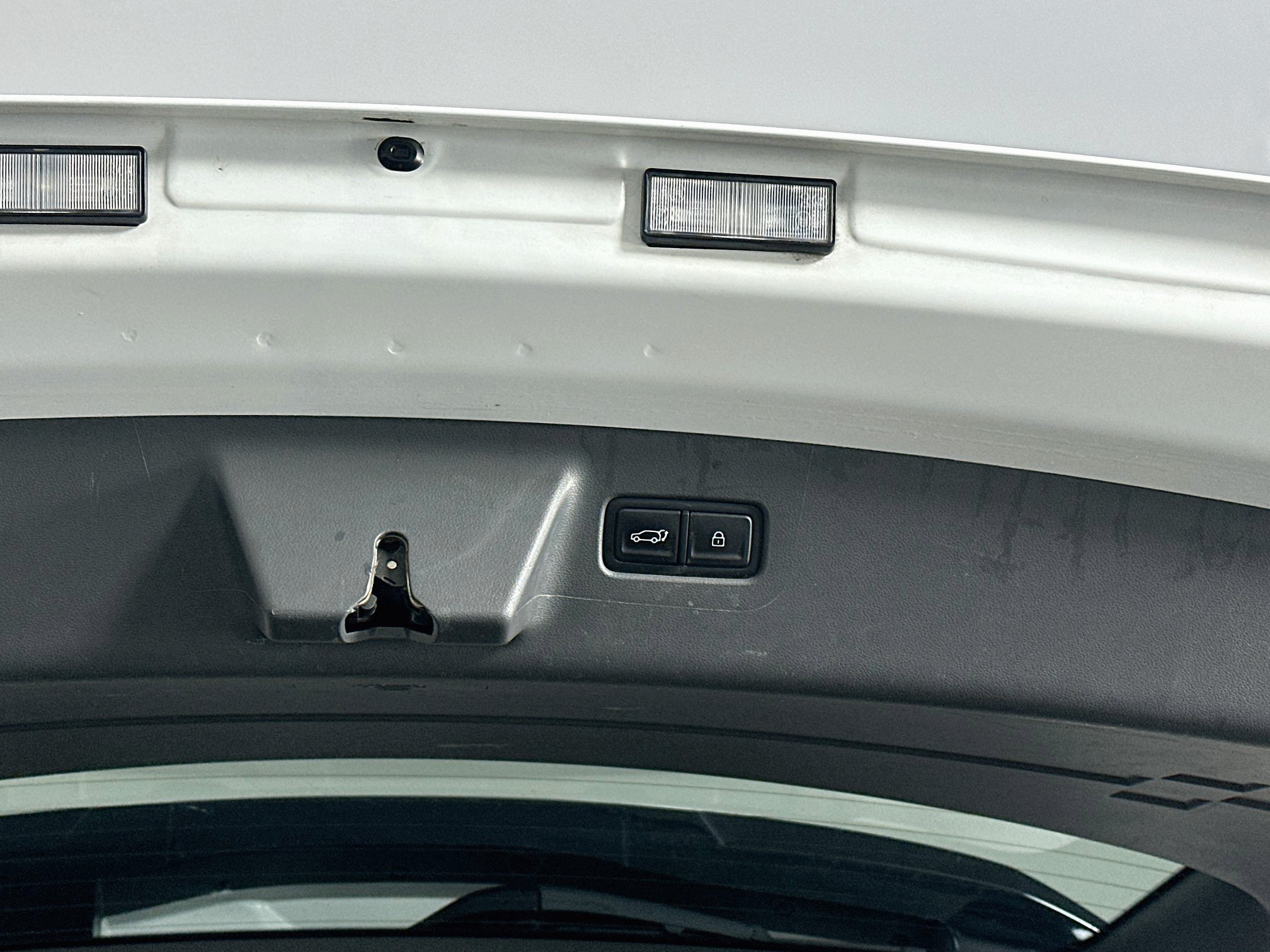 Used 2025 Hyundai Santa Fe SE FWD image 31