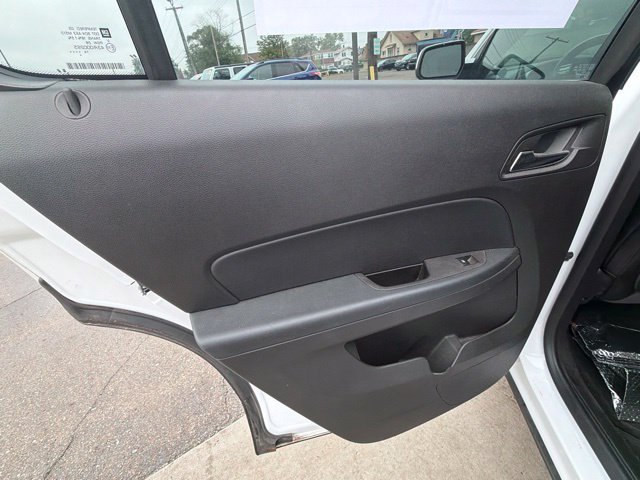Used 2015 Chevrolet Equinox LT w/ Power Convenience Package FWD image 13