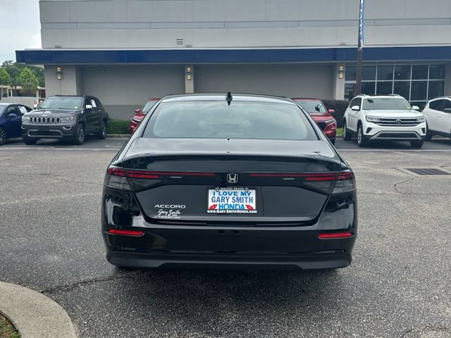 Used 2025 Honda Accord SE image 5
