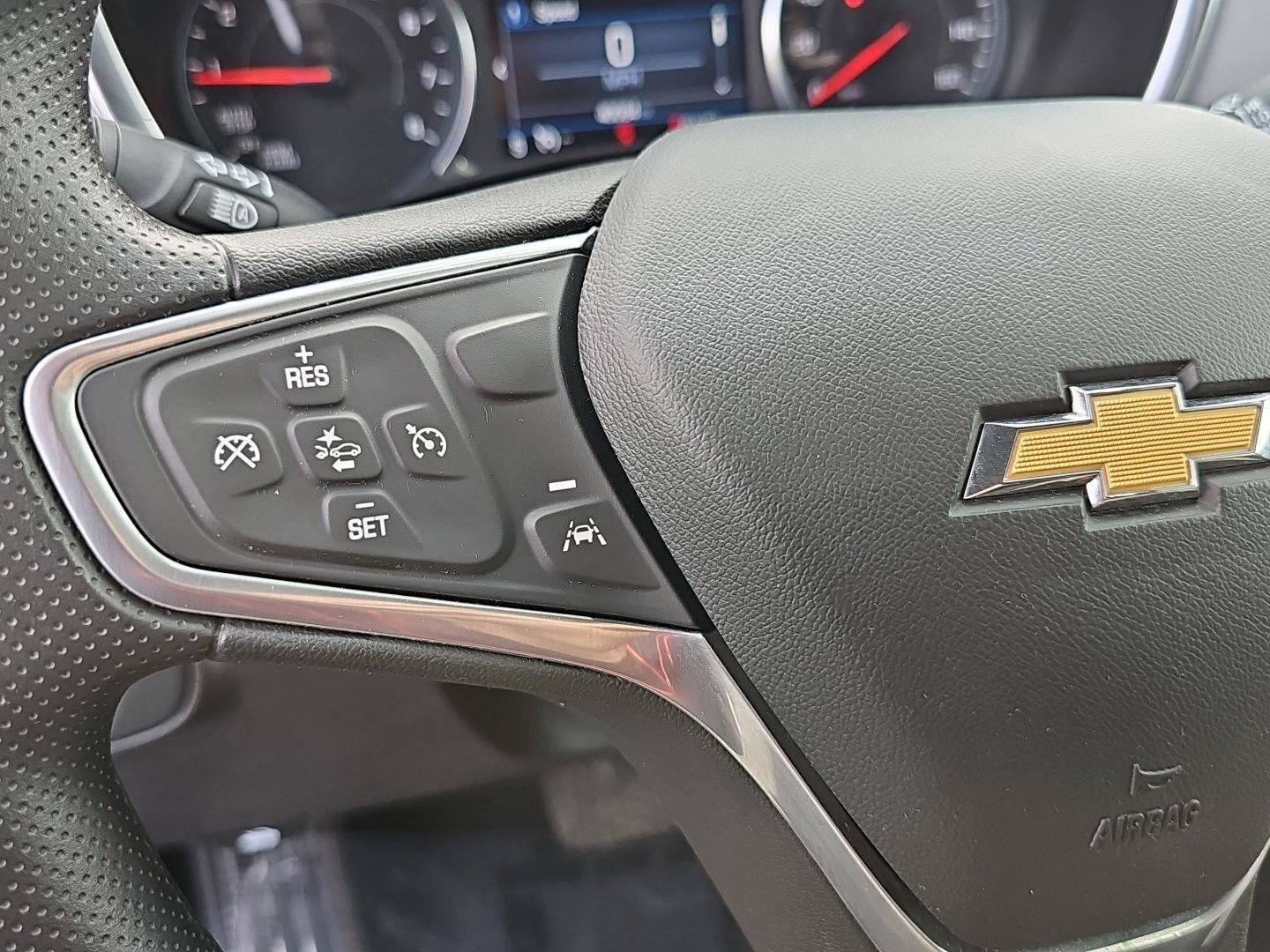 Used 2023 Chevrolet Equinox LS w/ LS Convenience Package image 23