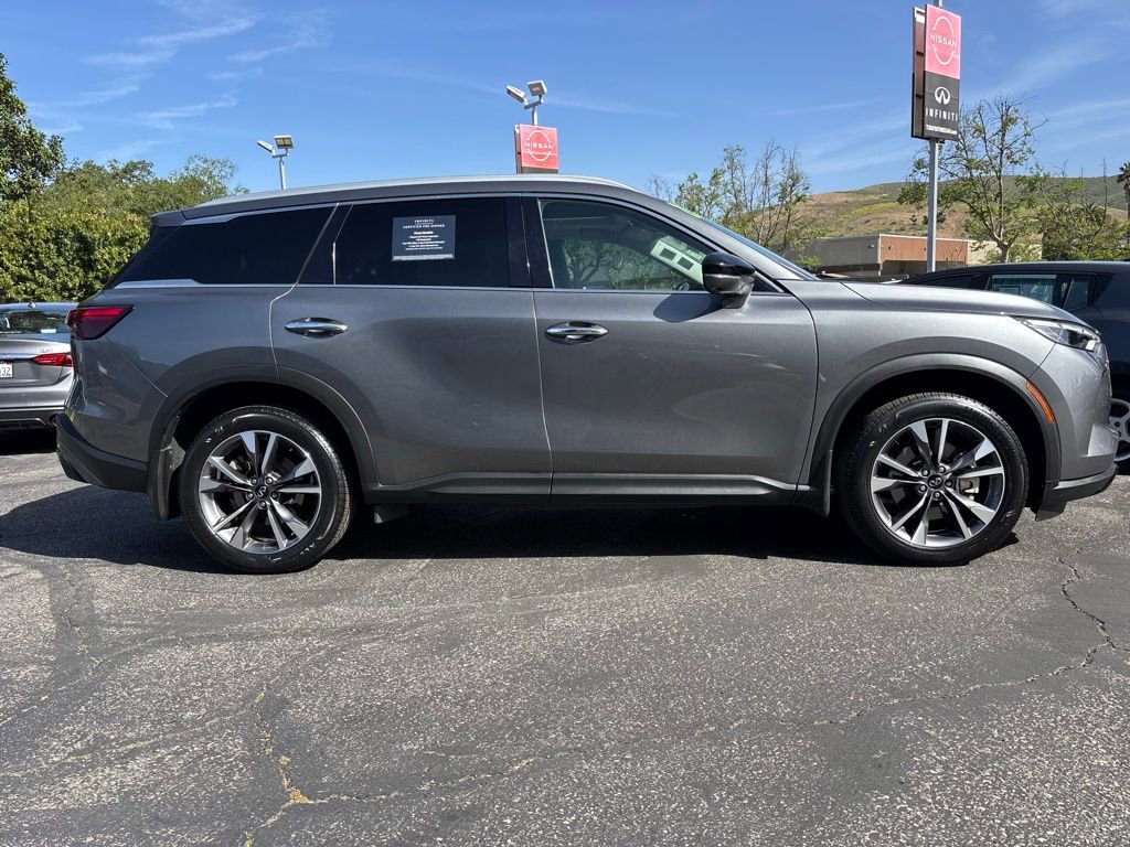 Certified 2023 INFINITI QX60 Luxe w/ Cargo Package image 2