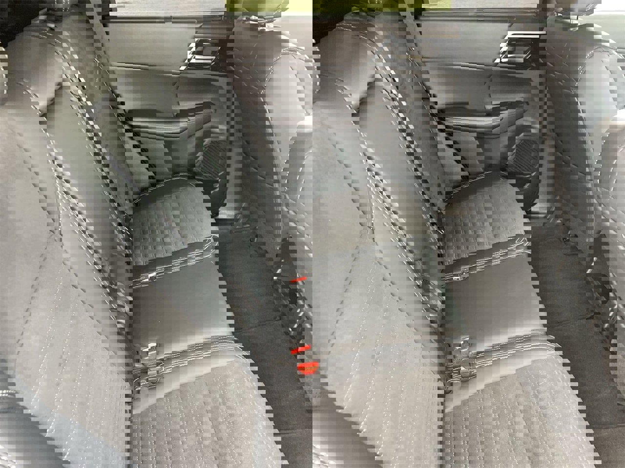 Used 2023 Mitsubishi Outlander SE Black Edition image 12