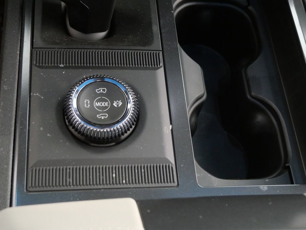 New 2026 GMC Hummer EV SUV w/ LPO, Dark Essentials Package image 27