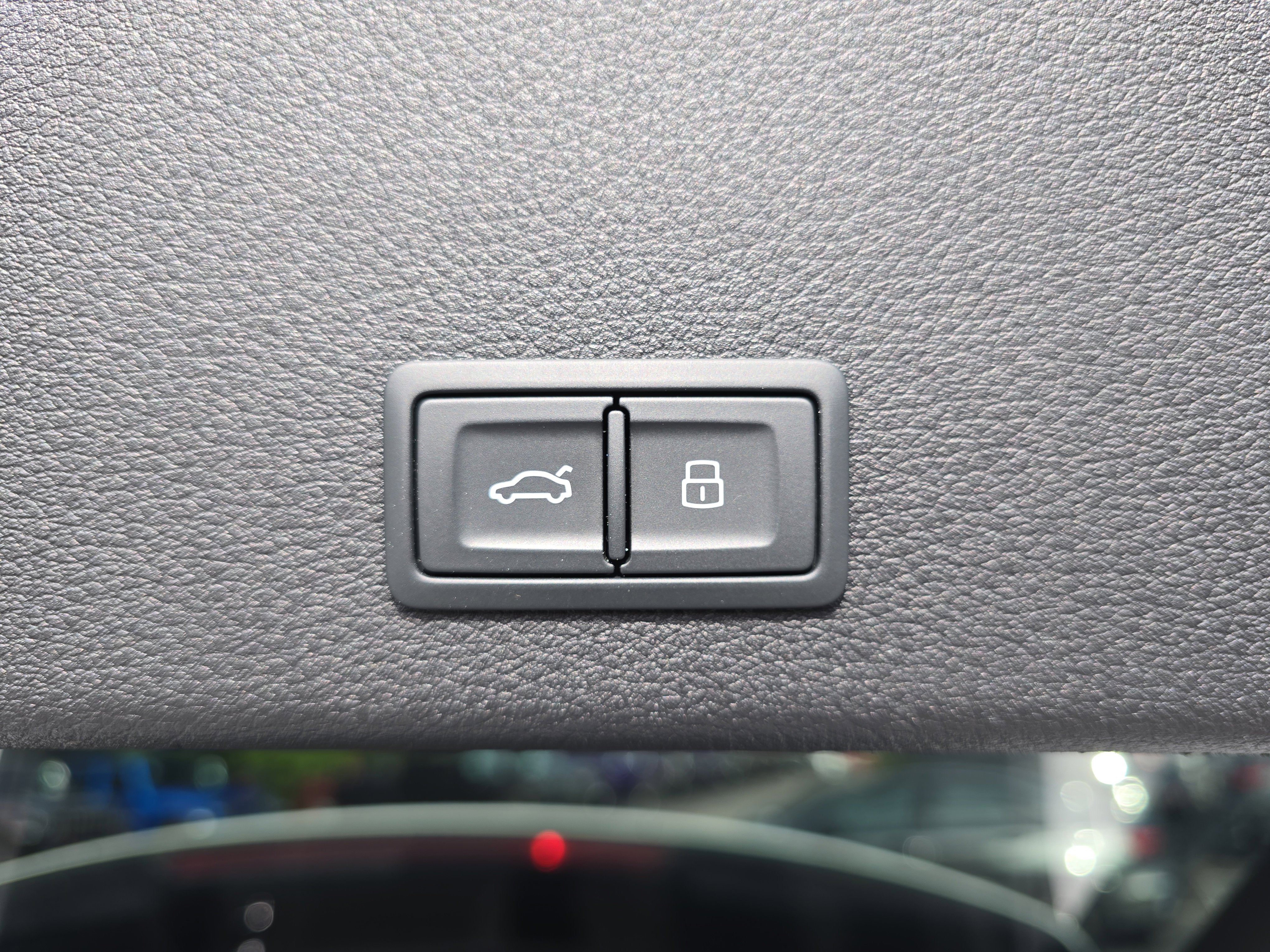 Used 2022 Audi e-tron S Prestige AWD/4WD image 13