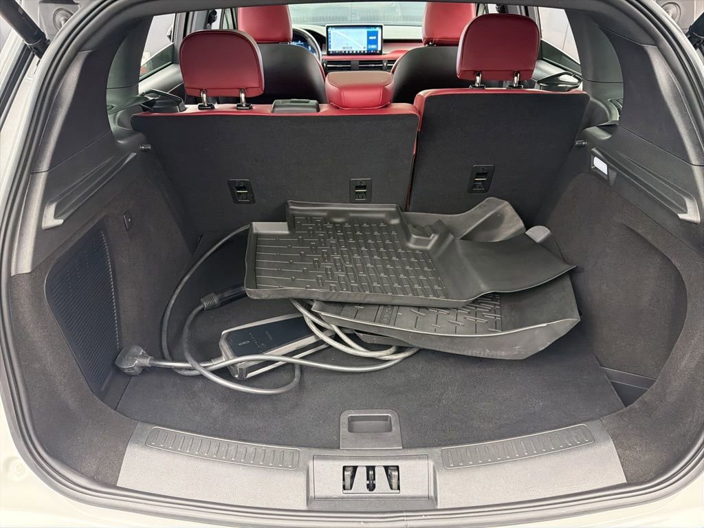 Used 2023 Lincoln Corsair Grand Touring image 34