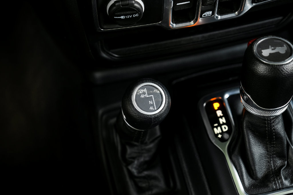 Used 2023 Jeep Wrangler Unlimited Sport AWD/4WD image 34