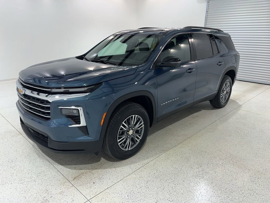 New 2026 Chevrolet Traverse LT w/ Enhanced Driving Package