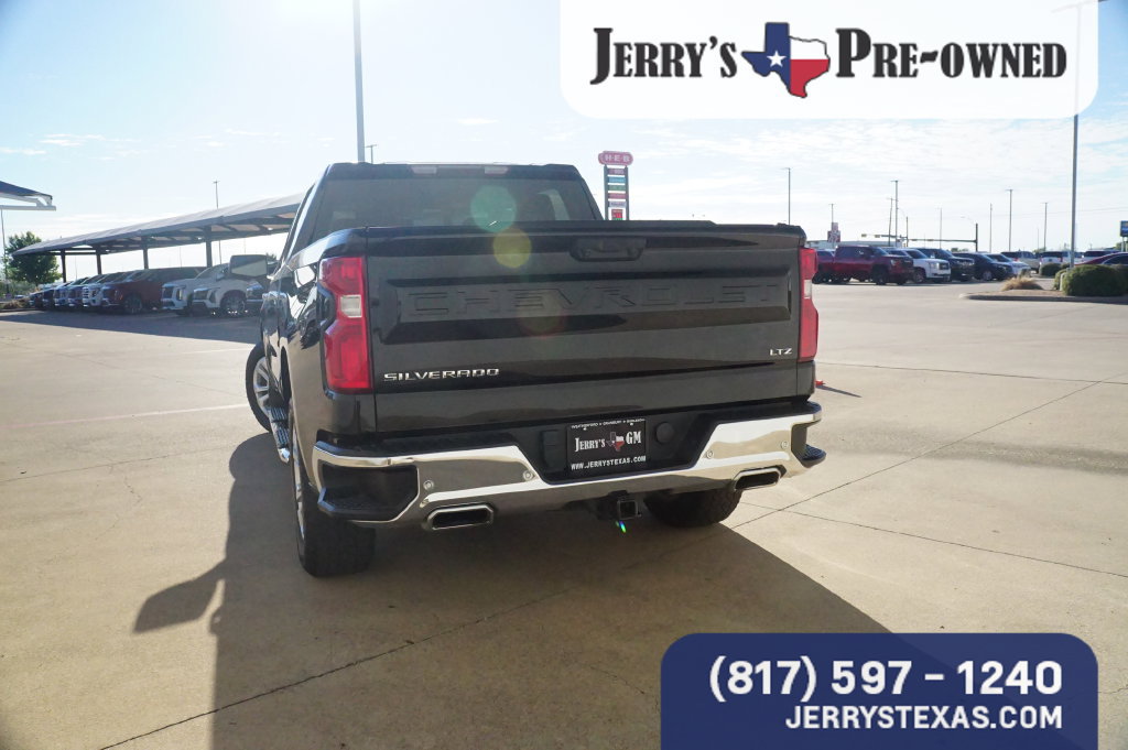 Used 2022 Chevrolet Silverado 1500 LTZ AWD/4WD image 4