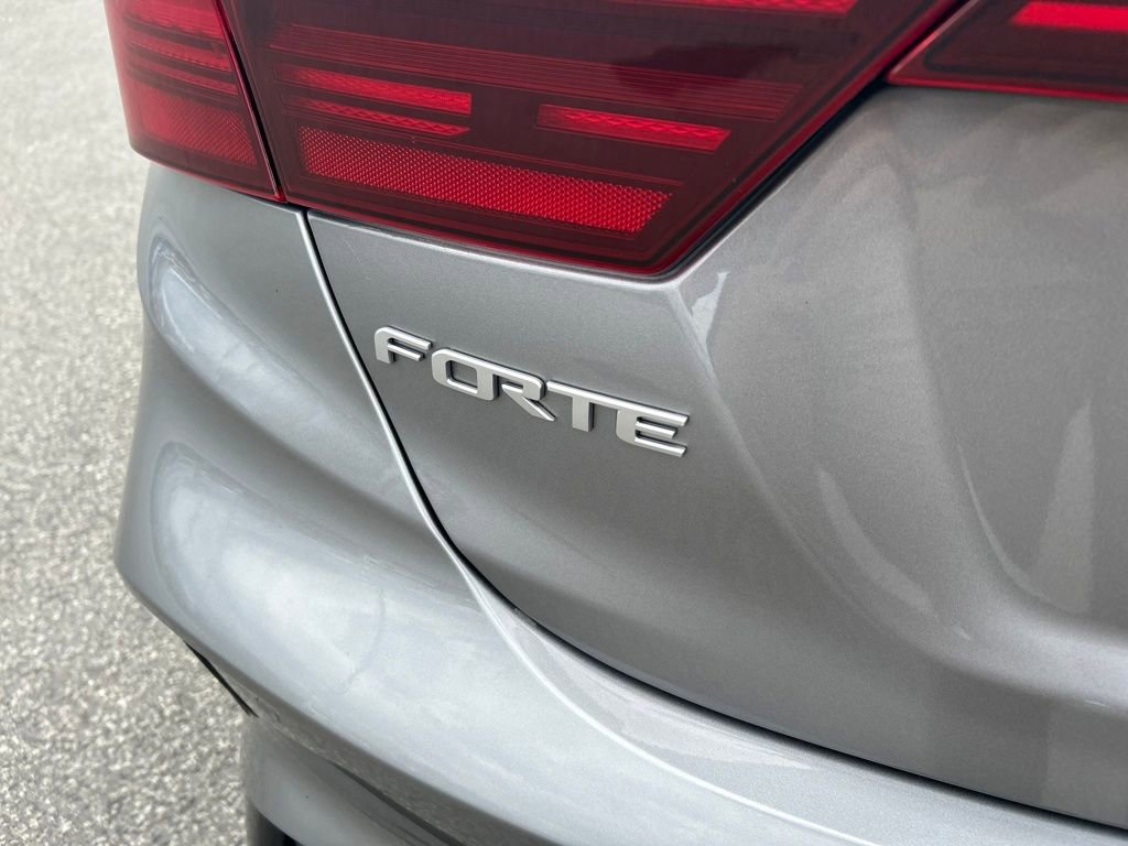Used 2024 Kia Forte GT w/ GT2 Package image 18
