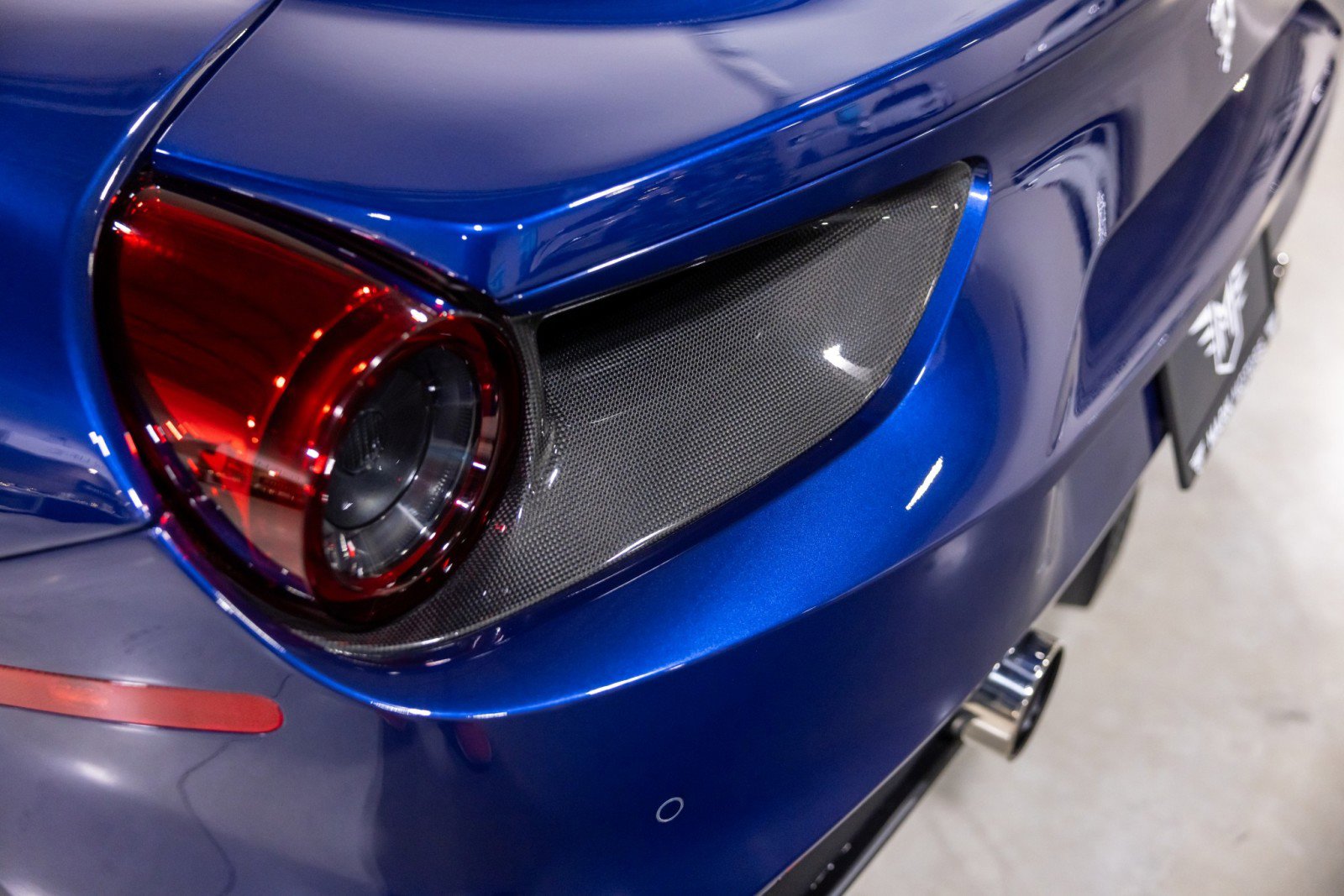 Used 2019 Ferrari 488 Spider image 17