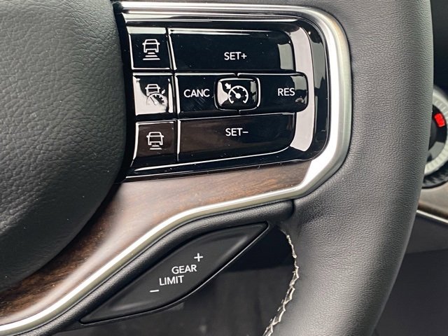 New 2024 Jeep Grand Wagoneer Series I w/ HD Trailer Tow Package image 18