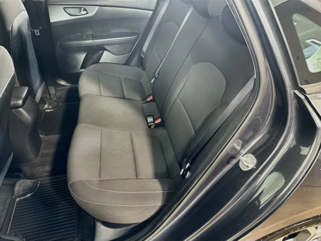 Used 2021 Kia Forte LXS FWD image 15