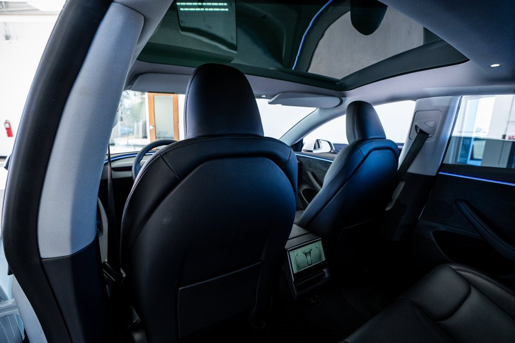 Used 2025 Tesla Model 3 Long Range image 51