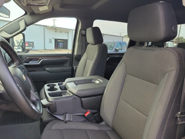 Used 2026 Chevrolet Silverado 2500 LT AWD/4WD image 15