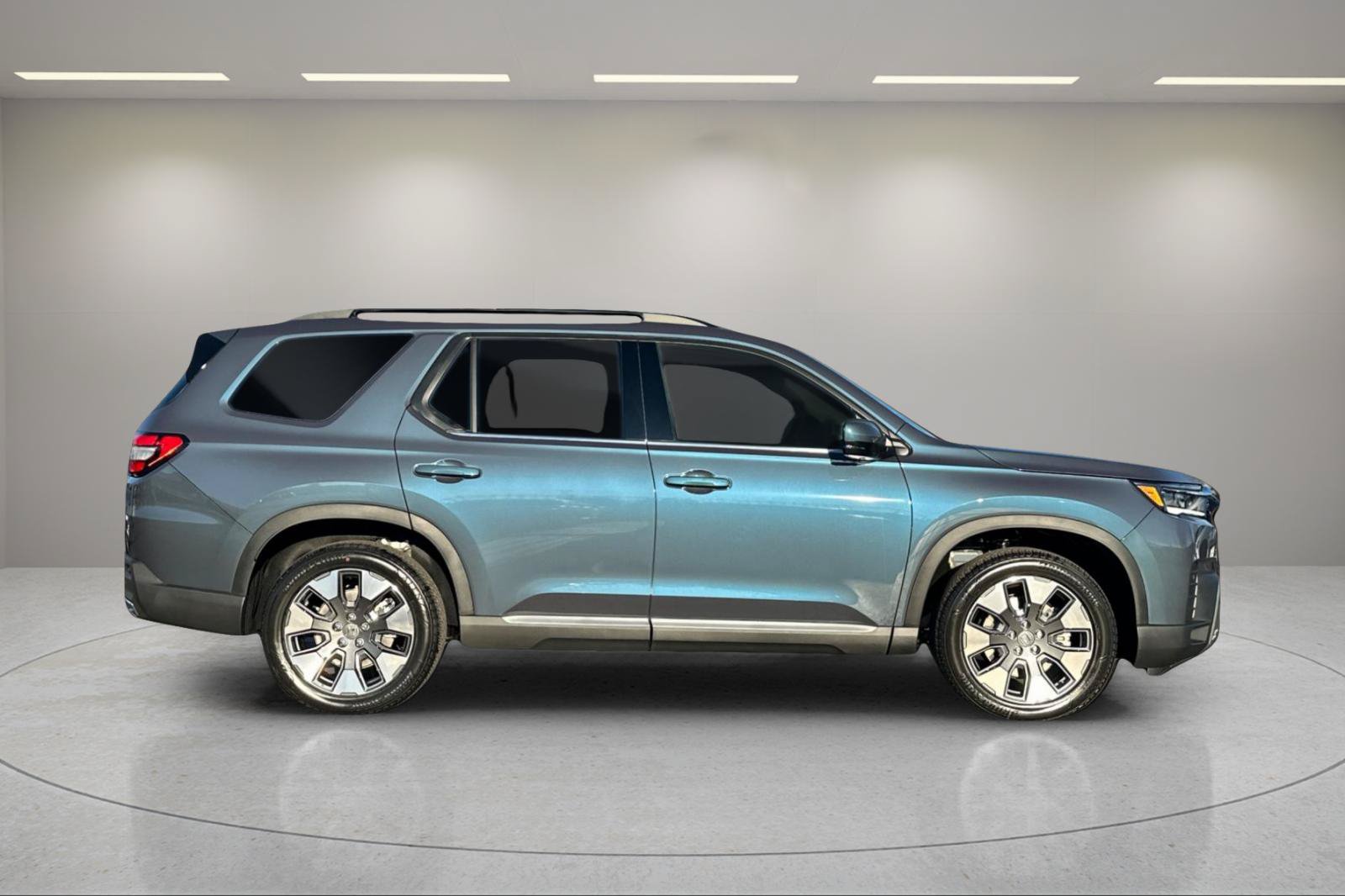 New 2026 Honda Pilot Elite image 2