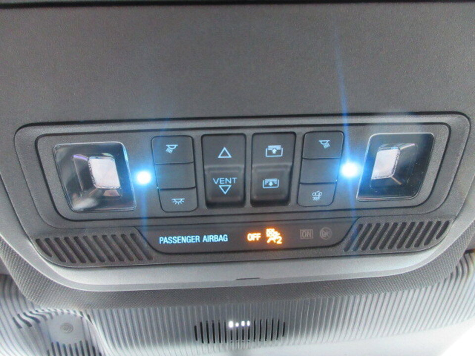 Used 2025 Ford Explorer ST-Line w/ Premium Package image 36