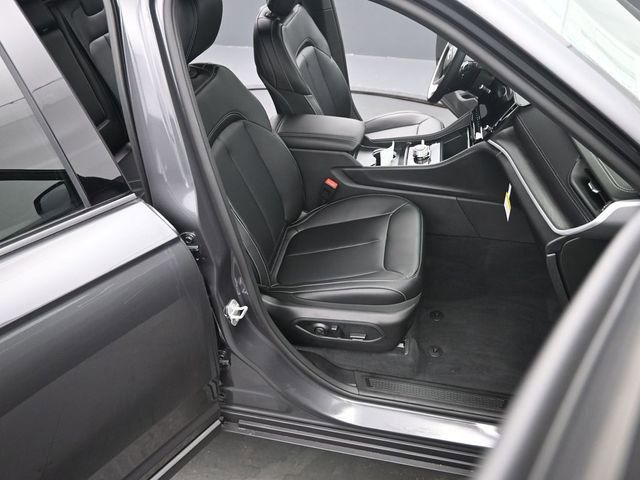 New 2026 Jeep Grand Cherokee Limited image 19