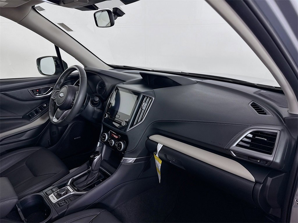 Used 2024 Subaru Forester Limited image 31