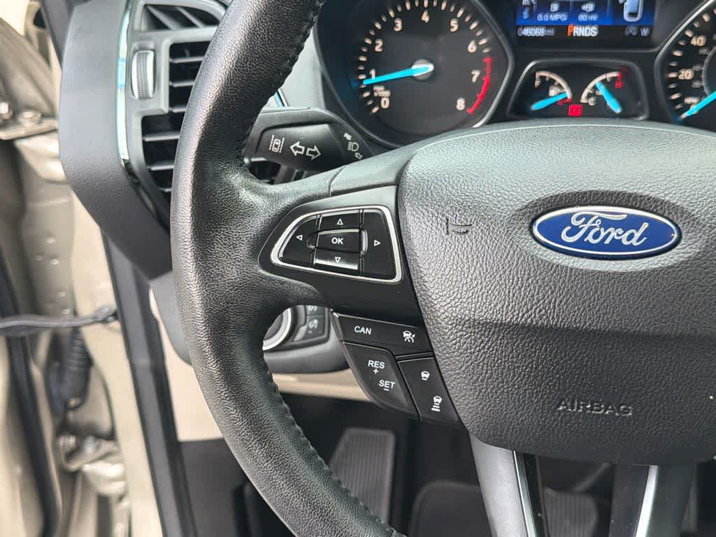 Certified 2018 Ford Escape Titanium w/ Ford Safe & Smart Package FWD image 25