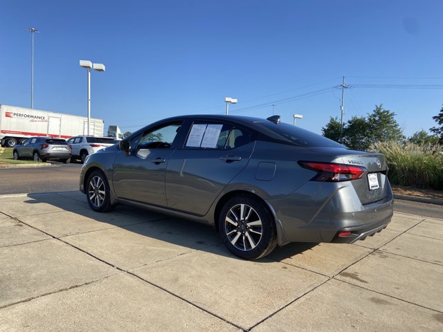 Used 2025 Nissan Versa SV w/ Trunk Package FWD image 8