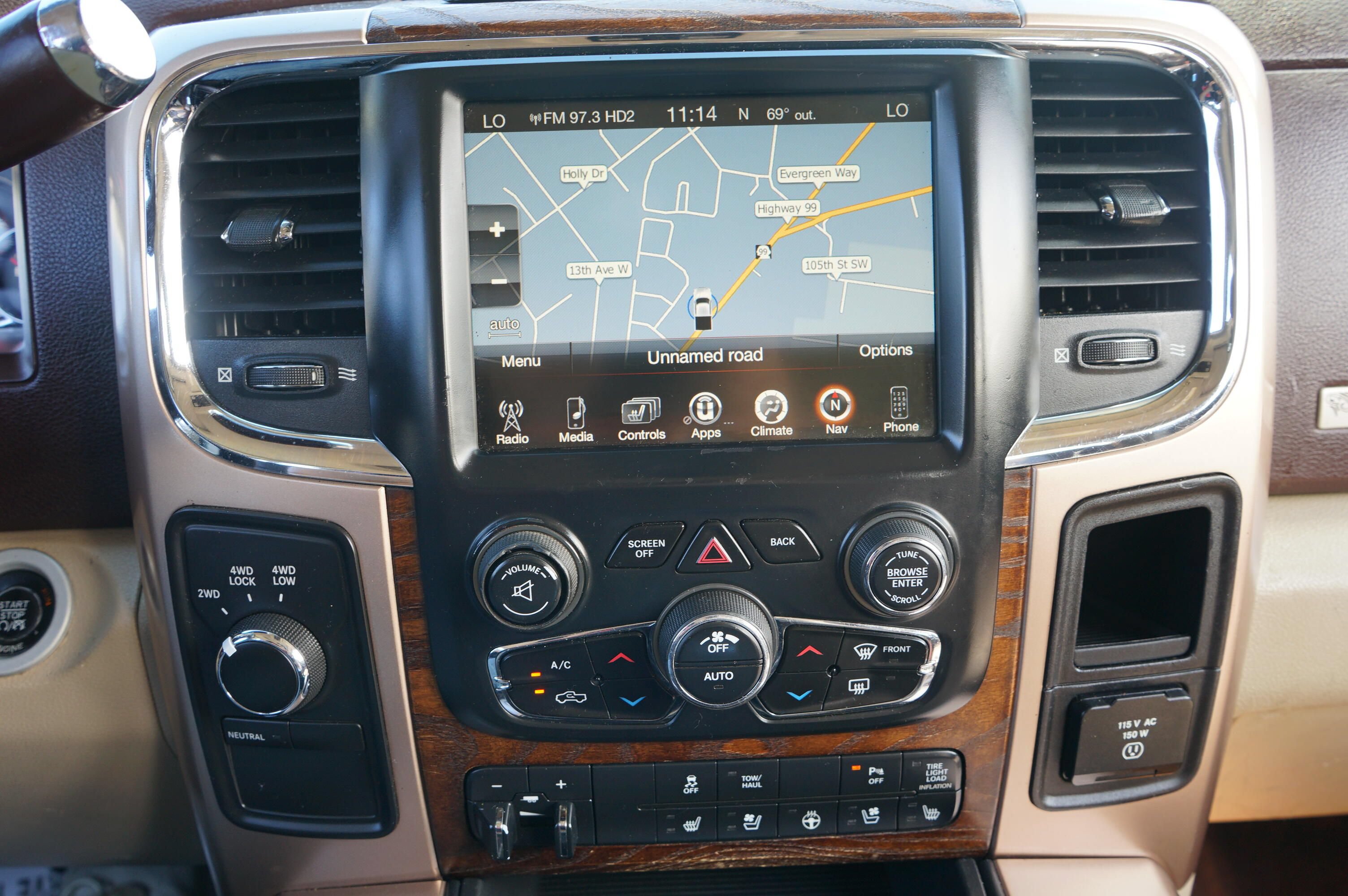 Used 2013 RAM 2500 Longhorn w/ Convenience Group AWD/4WD image 24