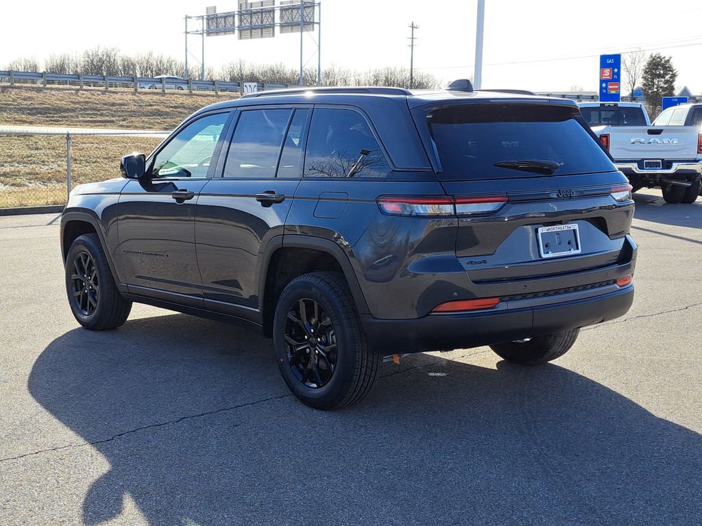 New 2026 Jeep Grand Cherokee Altitude AWD/4WD image 3
