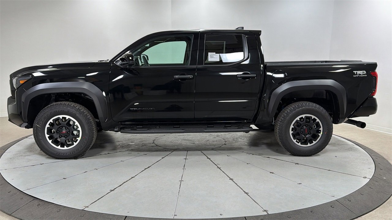 New 2026 Toyota Tacoma TRD Off-Road image 8