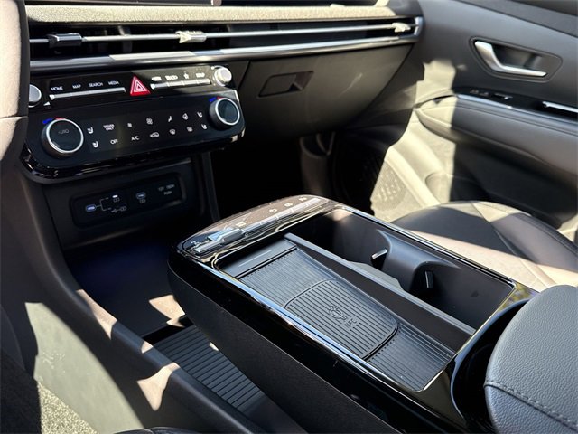 Used 2025 Hyundai Tucson Limited image 23