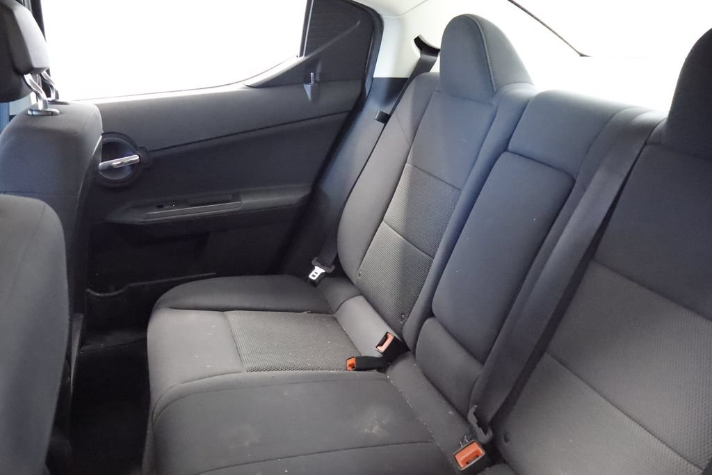 Used 2010 Dodge Avenger SXT FWD image 16