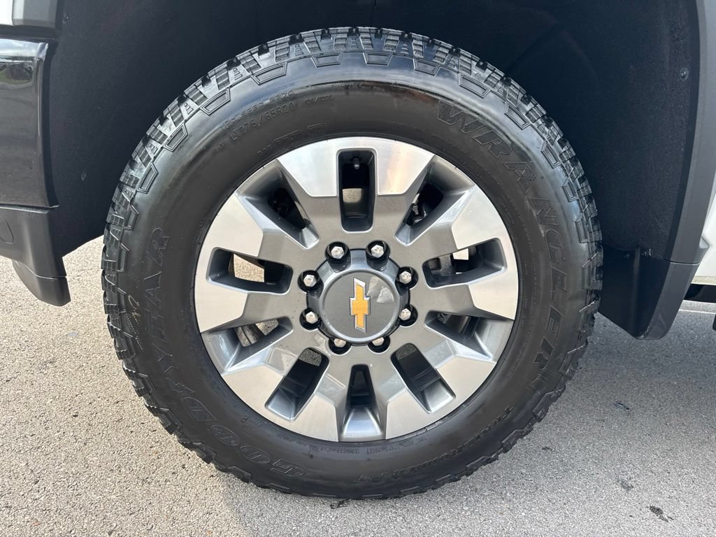 Used 2023 Chevrolet Silverado 2500 Custom w/ Custom Convenience Package AWD/4WD image 28