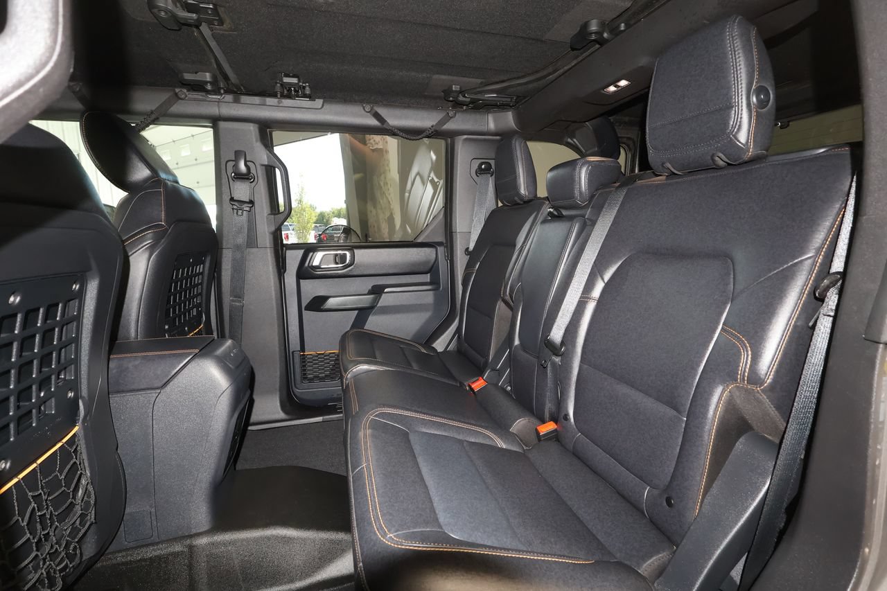 Used 2024 Ford Bronco Badlands AWD/4WD image 24