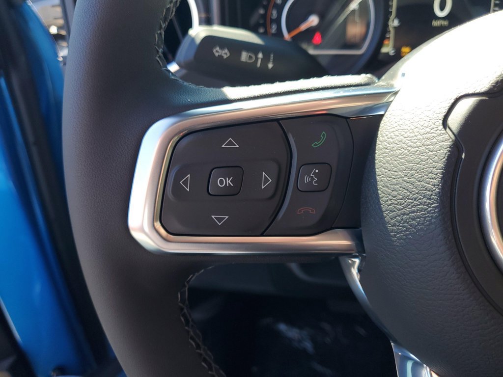 New 2025 Jeep Wrangler Unlimited Sahara AWD/4WD image 20