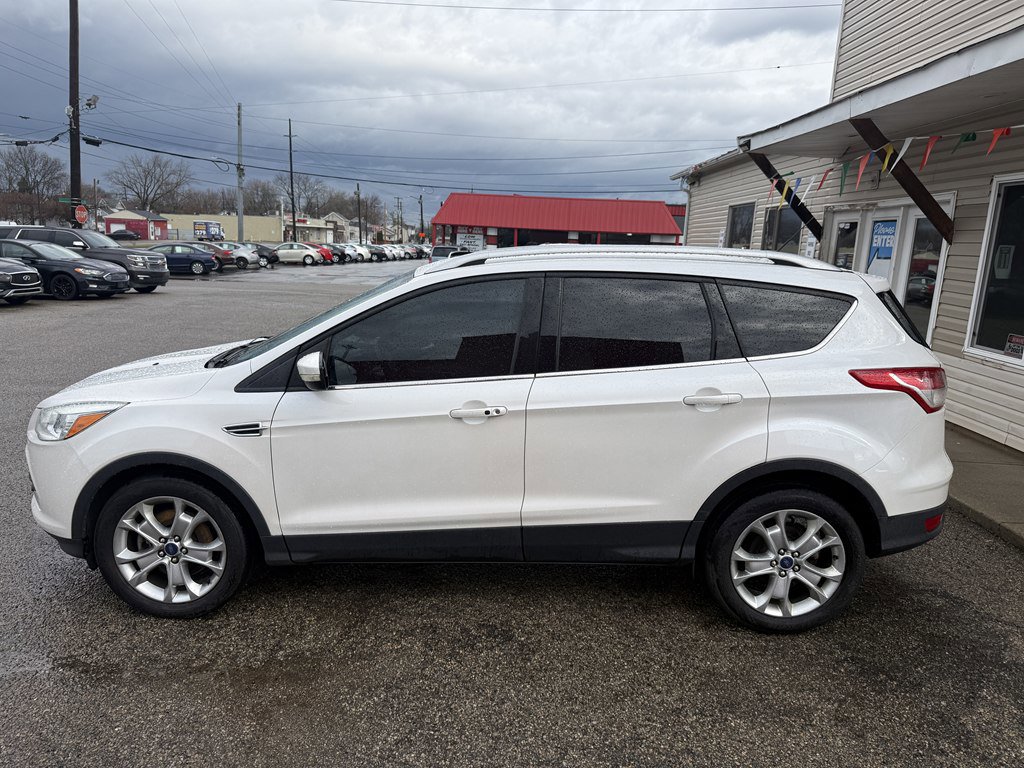 Used 2016 Ford Escape Titanium image 3