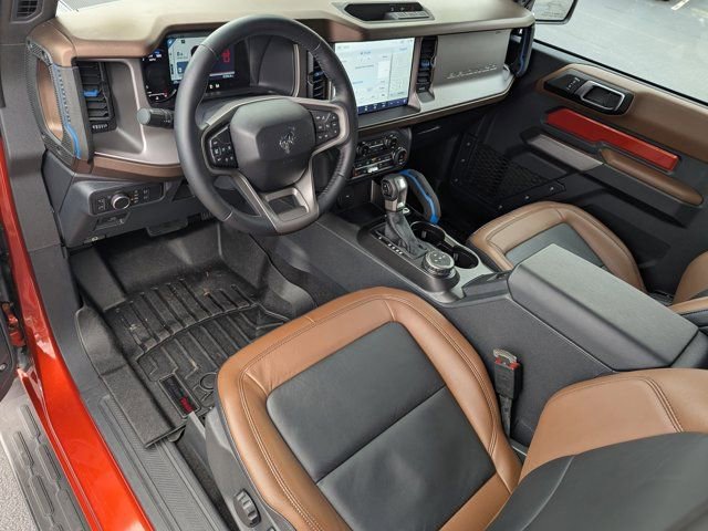 Used 2022 Ford Bronco Outer Banks image 16
