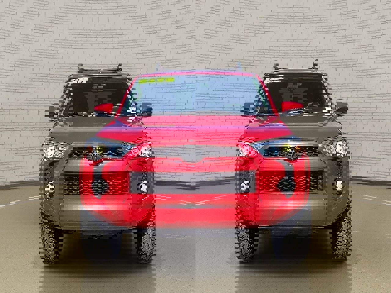 Used 2018 Toyota 4Runner SR5 image 2