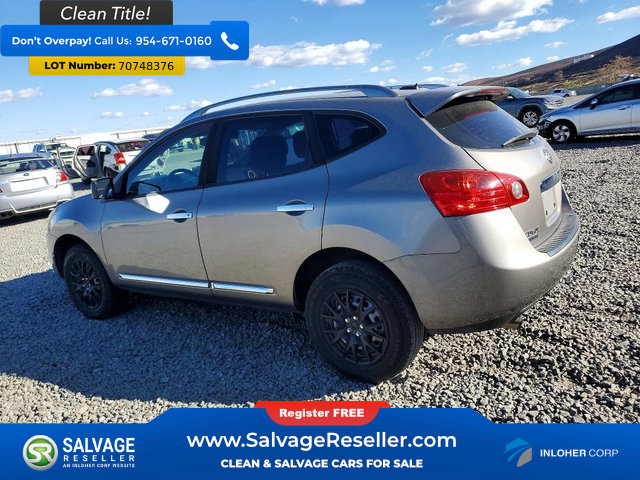 Used 2015 Nissan Rogue S w/ Convenience Package FWD image 3