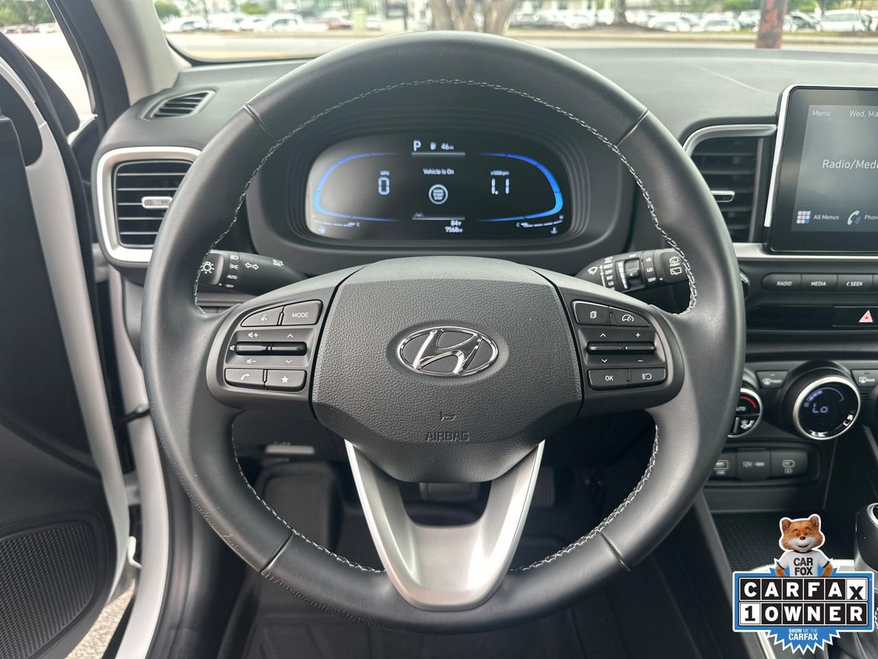 Used 2024 Hyundai Venue SEL FWD image 23