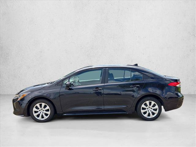 Used 2025 Toyota Corolla LE FWD image 9