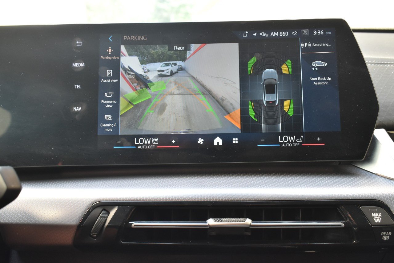 Used 2026 BMW X2 xDrive28i AWD/4WD image 26