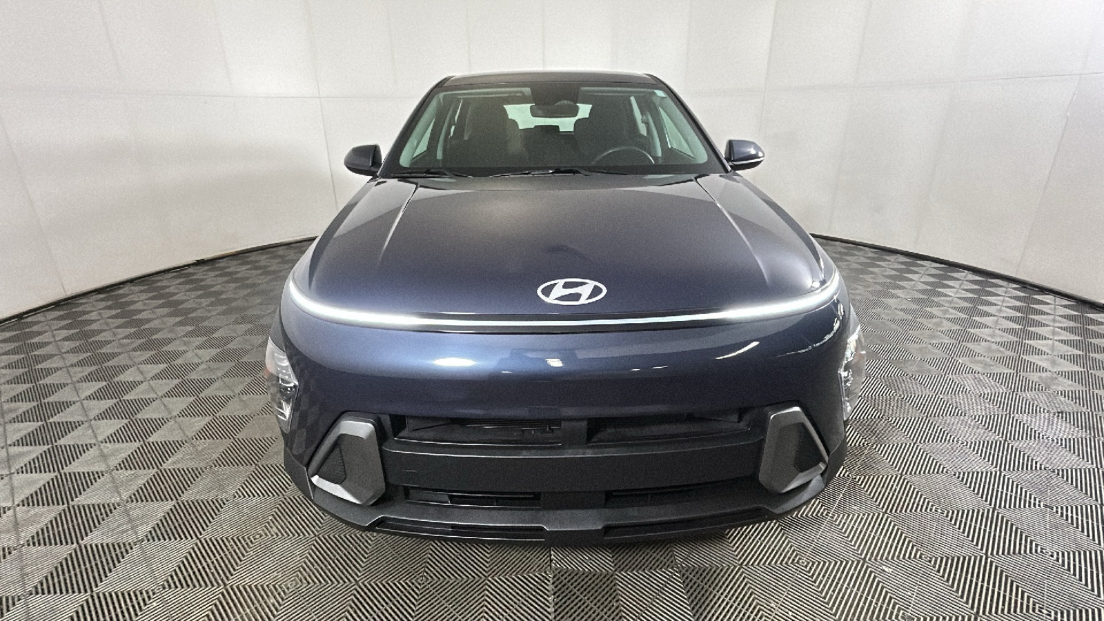 Certified 2025 Hyundai Kona SE AWD/4WD image 8