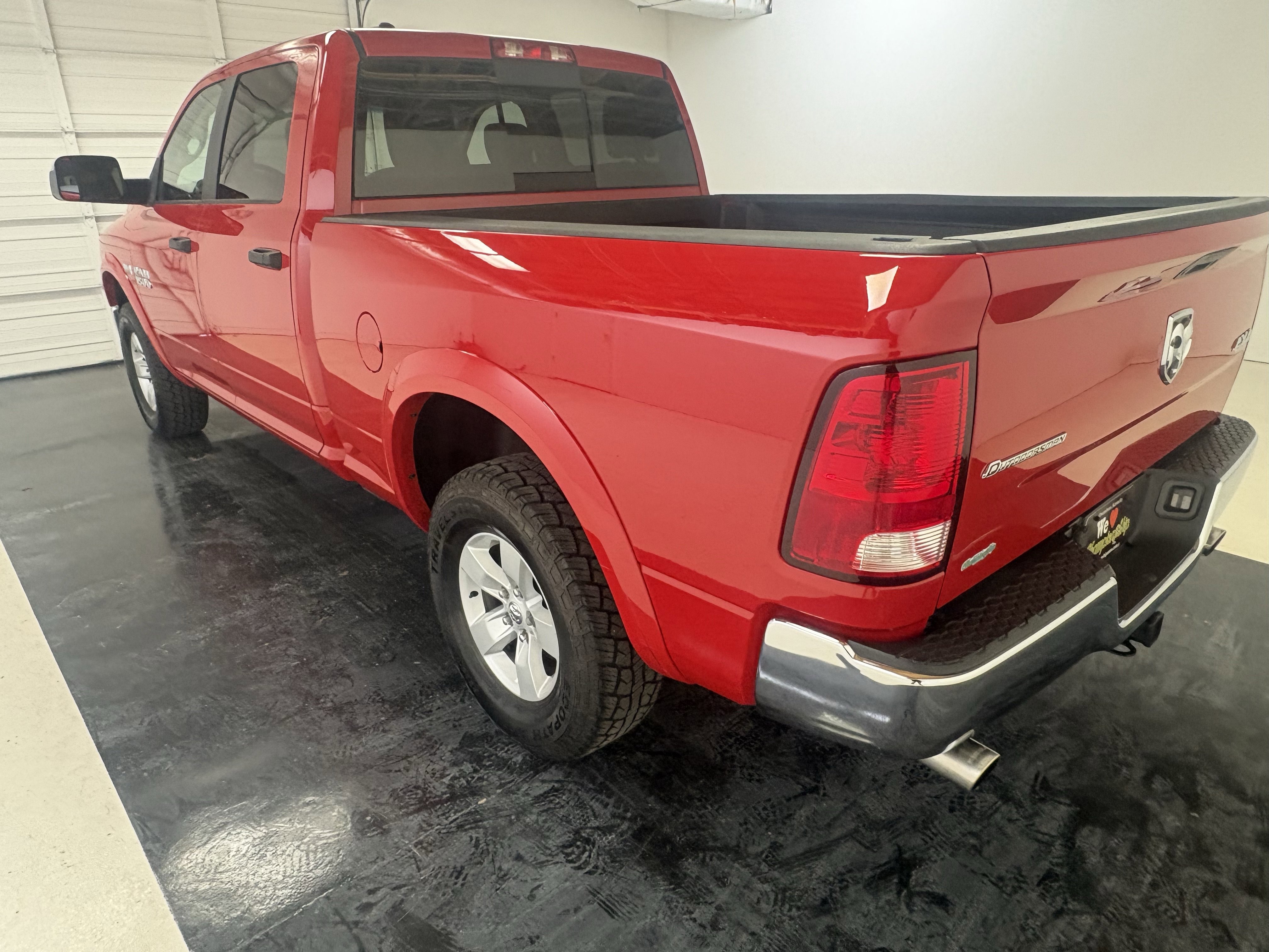 Used 2017 RAM 1500 Outdoorsman image 13