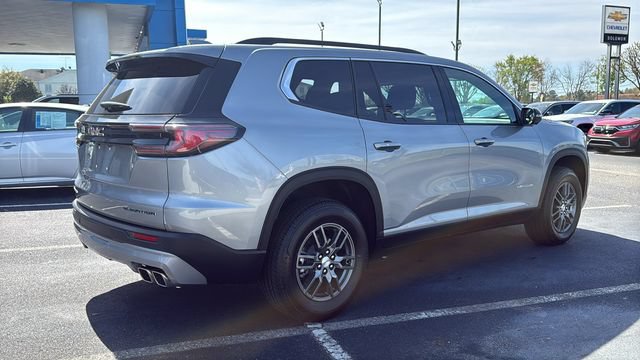 Used 2025 GMC Acadia Elevation FWD image 7