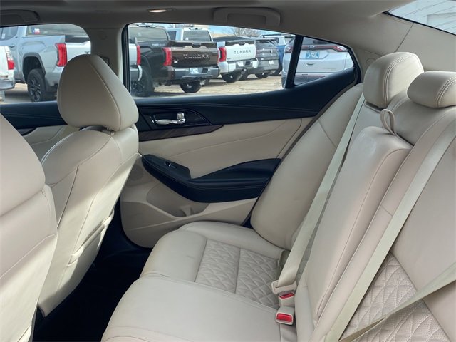 Used 2016 Nissan Maxima Platinum image 16