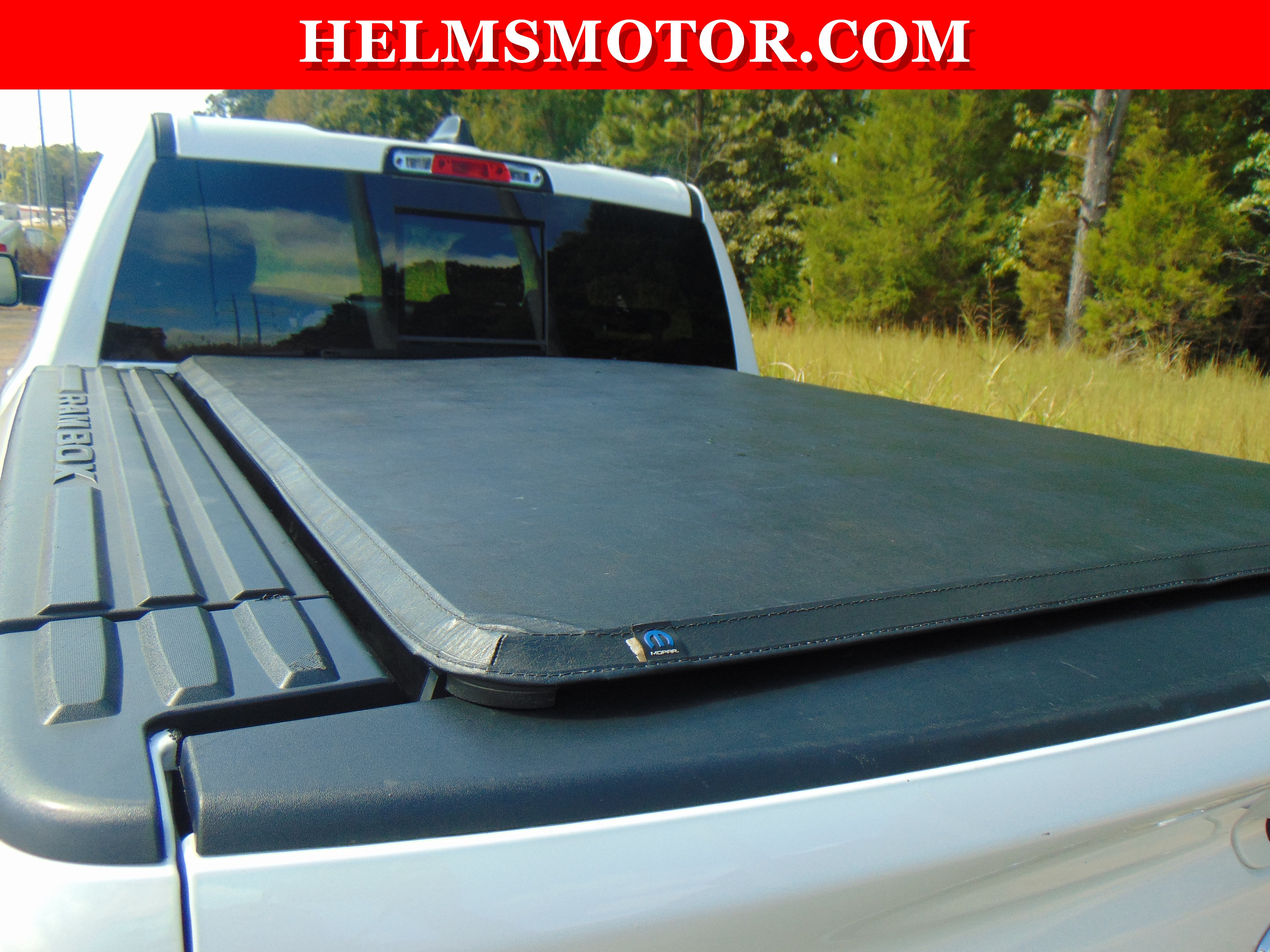 Used 2024 RAM 1500 Laramie AWD/4WD image 10