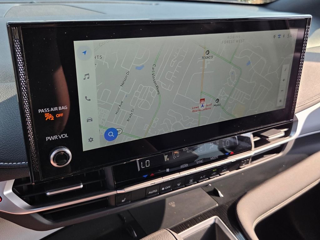 Used 2025 Toyota Sienna XSE image 21