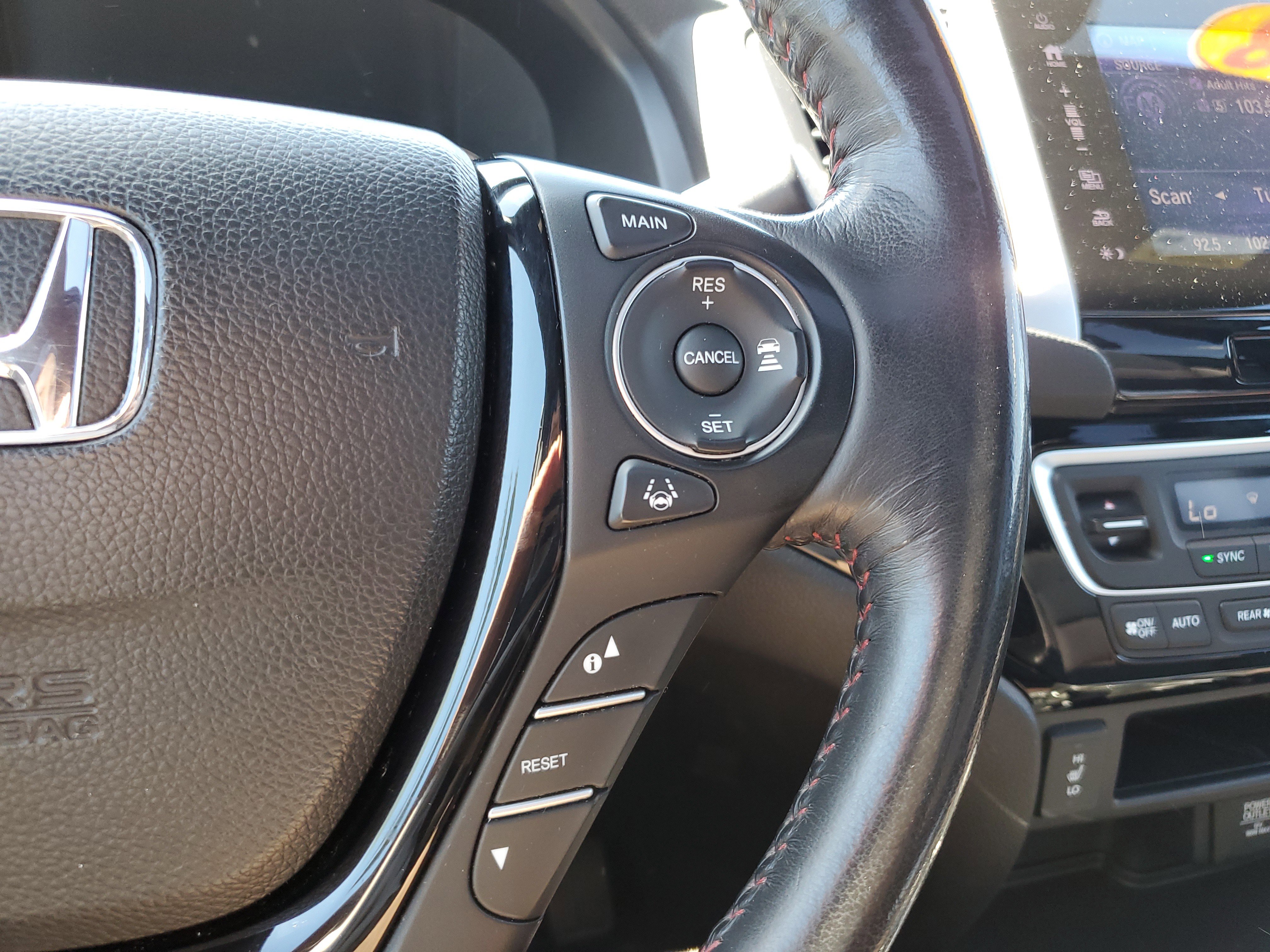 Used 2018 Honda Ridgeline Black Edition image 22