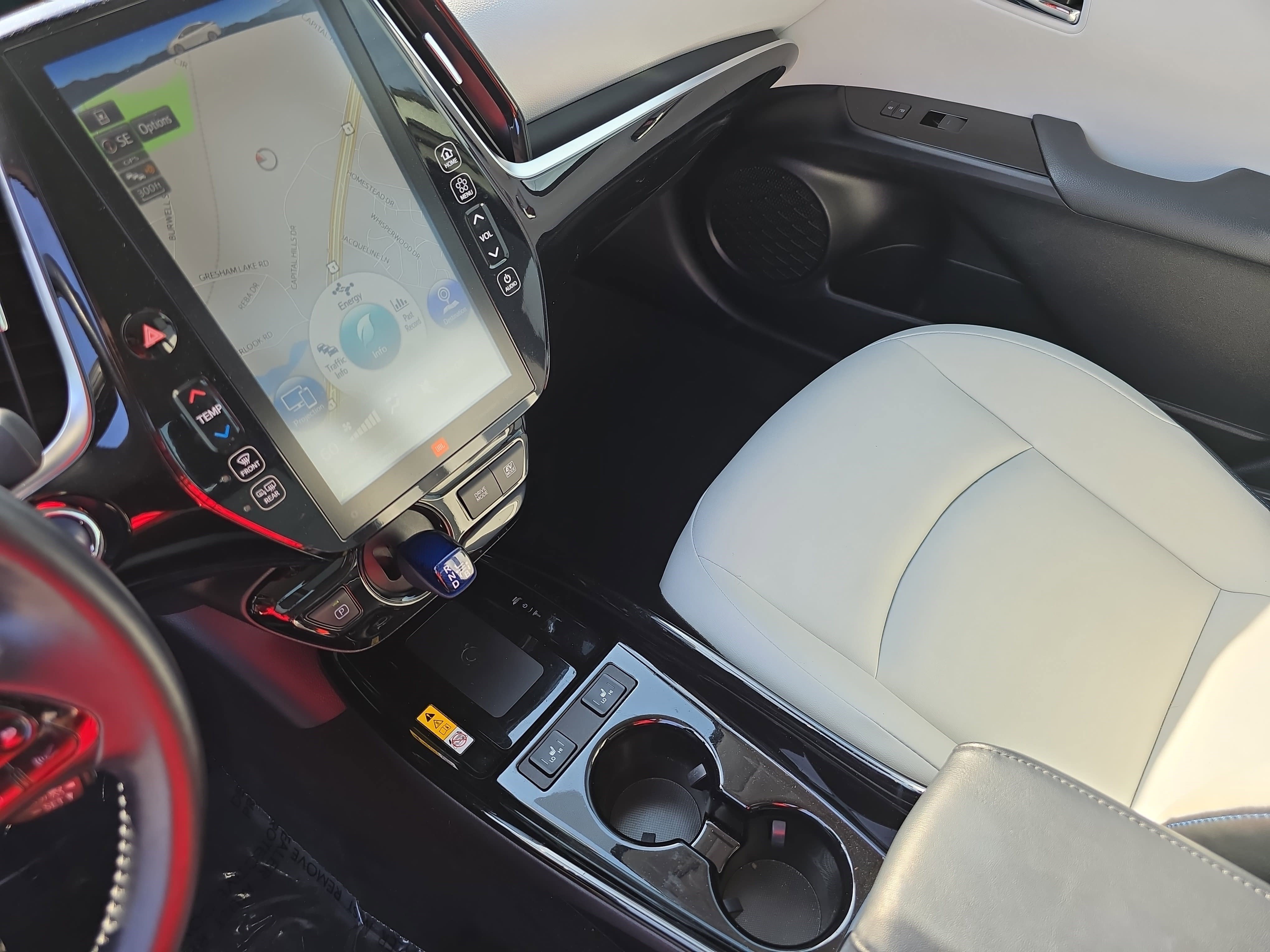 Used 2020 Toyota Prius Limited image 26