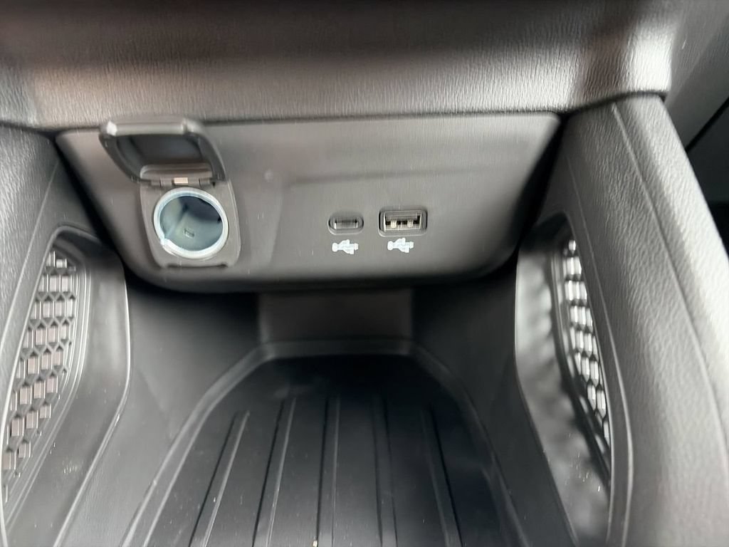 New 2026 Chevrolet TrailBlazer LT w/ LT Cold Weather Package FWD image 19