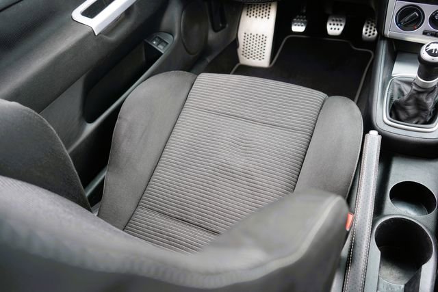 Used 2003 Volkswagen GTI 20th Anniversary image 86