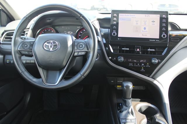 Used 2021 Toyota Camry XSE FWD image 41
